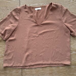 Aritzia Dusty Rose V-Neck Short Sleeve Tee